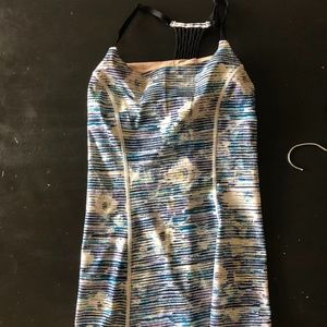 Lululemon athletic tank top with built in bra